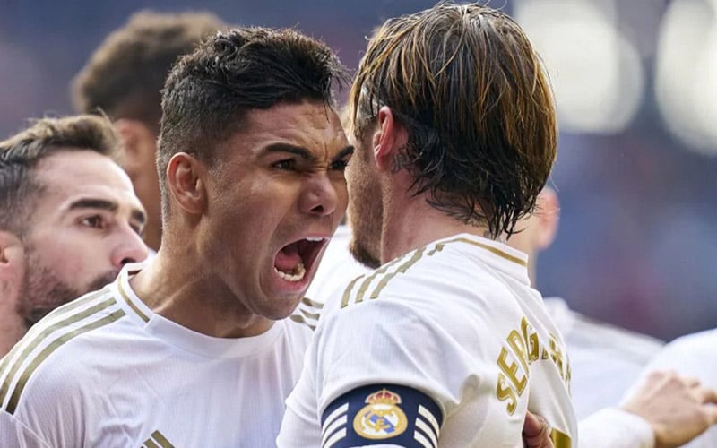  Real Madrid Beri Kontrak Baru untuk Casemiro, Kapten Ramos Belum