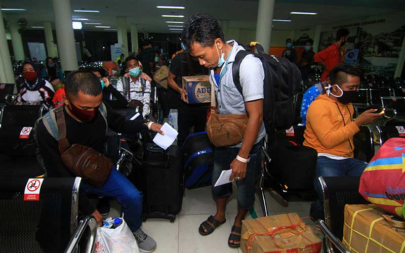  PEMULANGAN 130 PEKERJA MIGRAN DEPORTASI