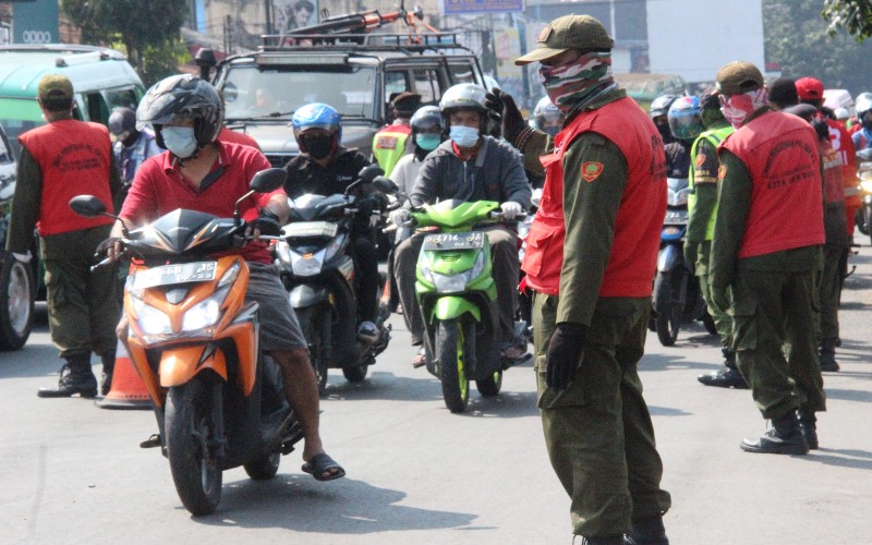 Check Point Hilang, Buka Tutup Jalan di Kota Bandung Masih Berlaku