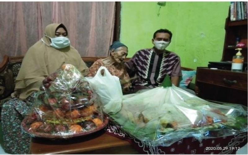  Kisah Mbah Kamtim, Lansia Berusia 100 Tahun di Jatim Sembuh dari Covid-19