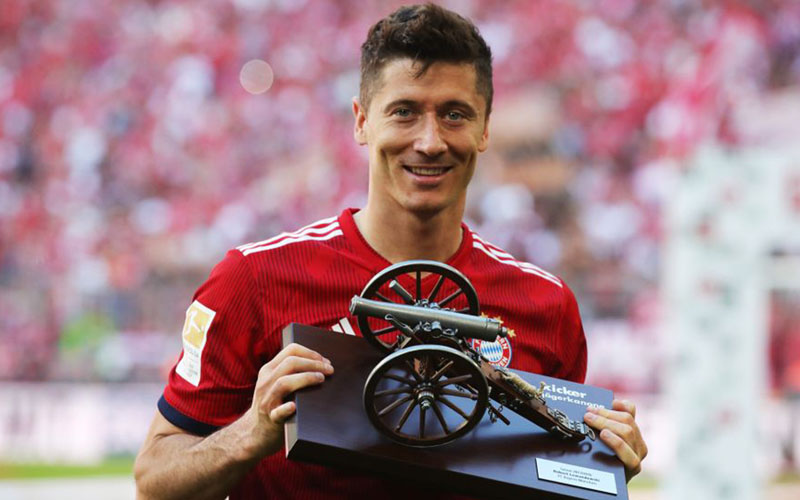  29 Gol, Lewandowski Top Skor Bundesliga, Selisih 4 dari Werner