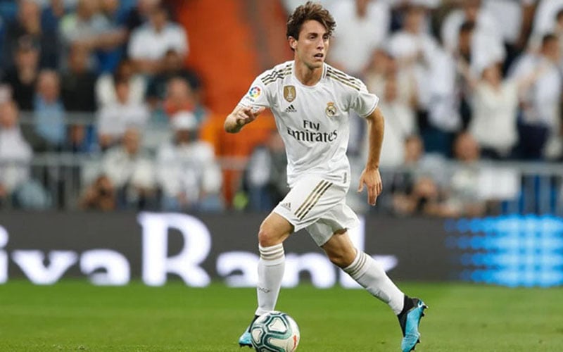  Bek Real Madrid Alvaro Odriozola Ingin Balik ke Sociedad