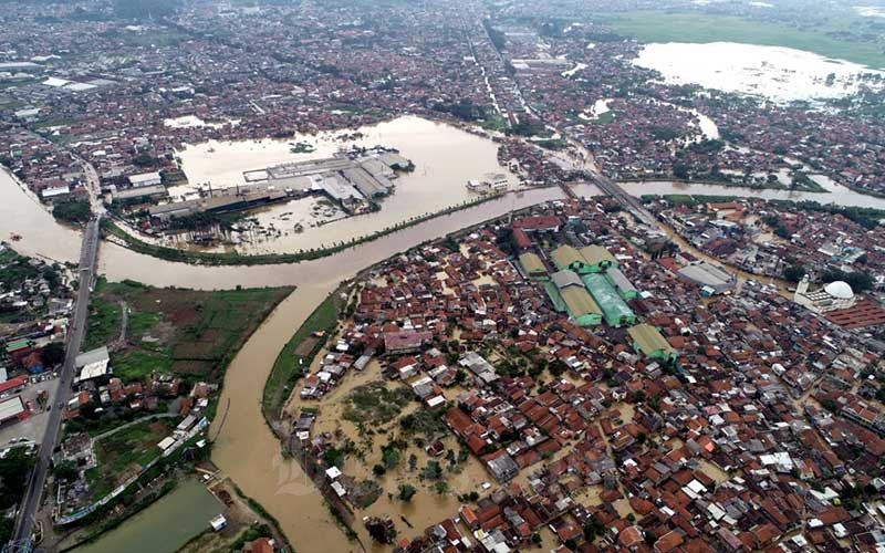  Pencemaran Sungai Citarum, Pengelolaannya Jadi Tanggung Jawab Pejabat Hingga Masyarakat