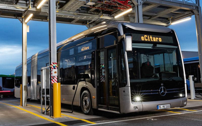  Daimler Perkenalkan Bus Gandeng Listrik e-Citaro G