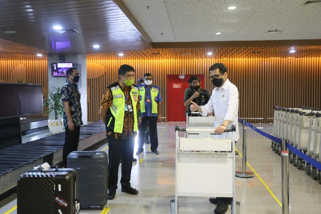  Menparekraf Wishnutama Apresiasi Penerapan Protokol Kesehatan di Bandara I Gusti Ngurah Rai Bali