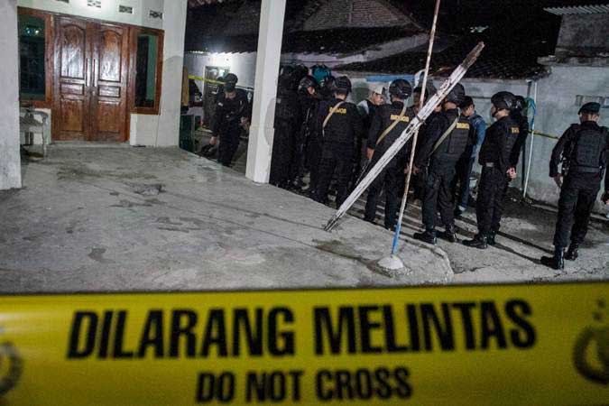  Bendera Bulan Bintang dan Benda Diduga Bom Ditemukan di Banda Aceh