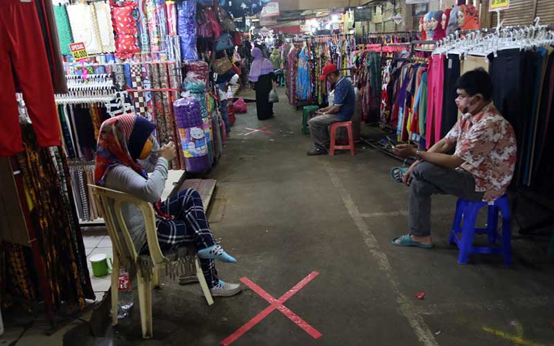  Setelah Ditutup Karena Pedagang Positif Covid-19, Pasar Kebayoran Lama Buka Kembali