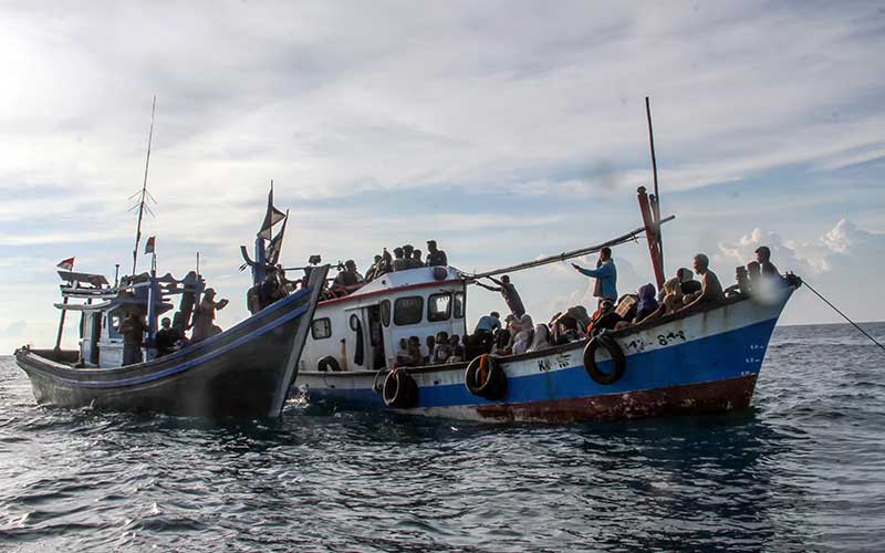  15 Orang Pengungsi Rohingya Meninggal saat Terdampar di Tengah Laut