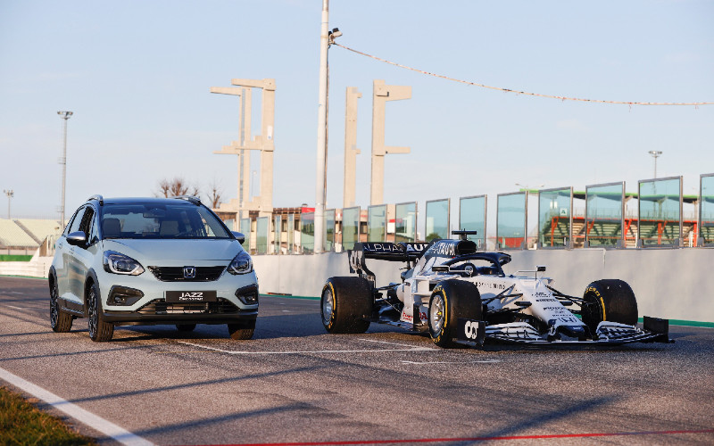  Adopsi Teknologi F1, Honda Rancang Jazz Hibrida