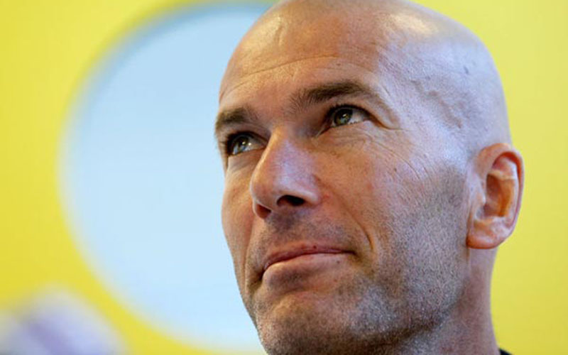 Pelatih Real Madrid Zinedine Zidane/Reuters/Denis Balibouse