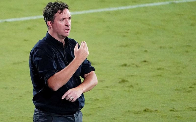  Eks Striker Liverpool Robbie Fowler Tinggalkan Klub Australia