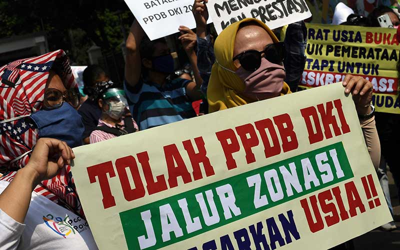  Orang Tua Murid Tuntut Penghapusan Syarat Usia Dalam PPDB DKI Jakarta