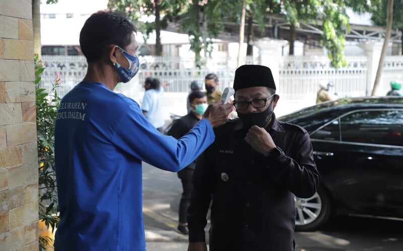  Kota Malang Beri Kewenangan Warga Beri Sanksi Pelanggar Protokol Kesehatan