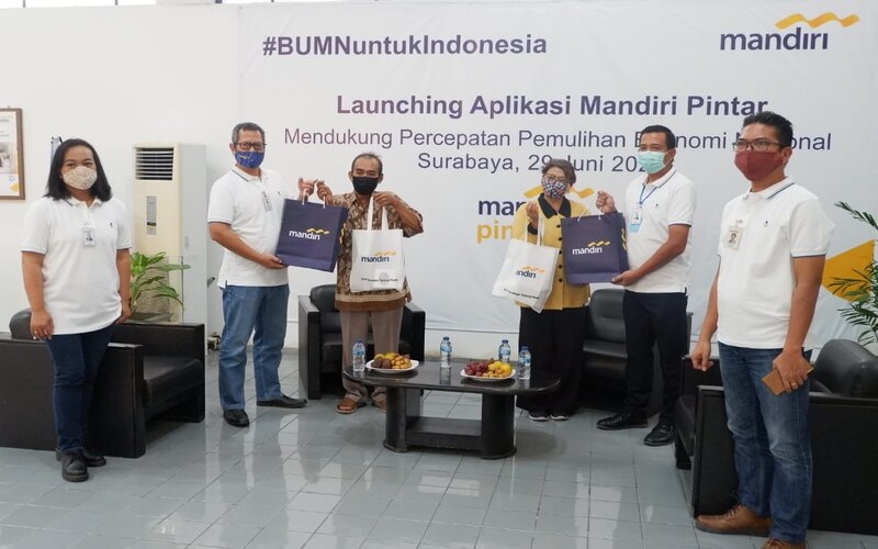  Bank Mandiri Jatim Pacu Kredit UMKM Lewat Platform Digital