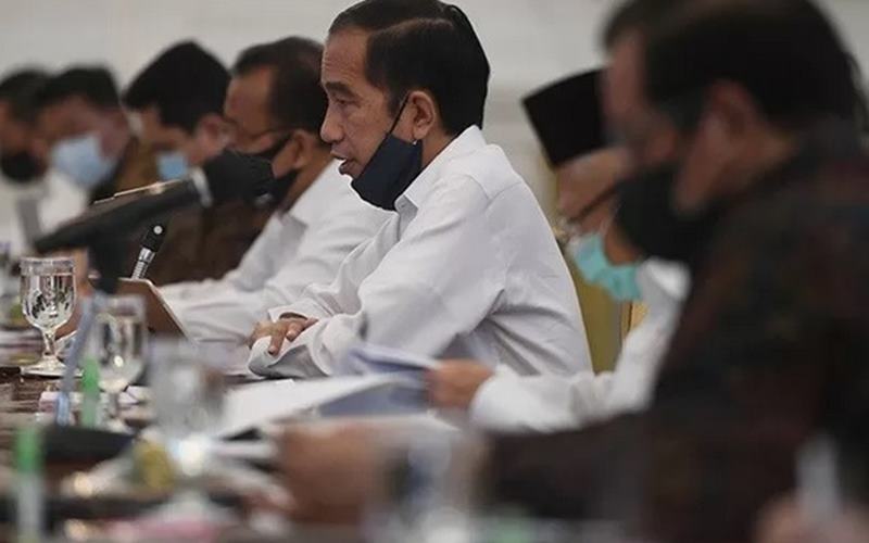  Jokowi Marah dan Risma Sujud Lenyapkan Isu RUU HIP