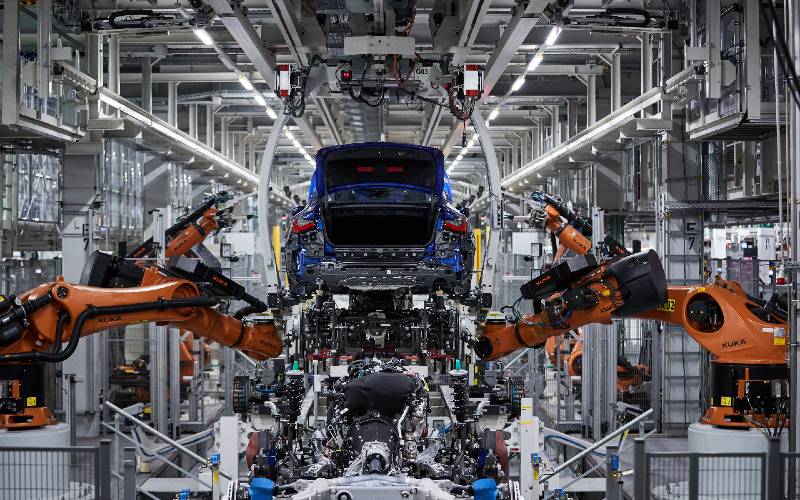  Pabrik BMW Dingolfing Produksi 5 Model Seri Sekaligus