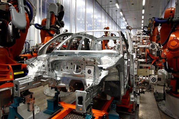 Pabrik Mobil. /Reuters UK