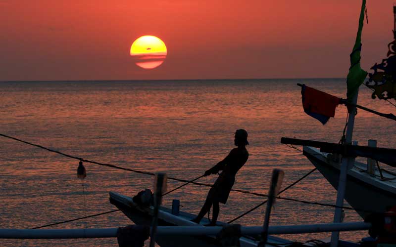  Matahari Terbenam di Dermaga Penarukan Dijadikan Obyek Pariwisata