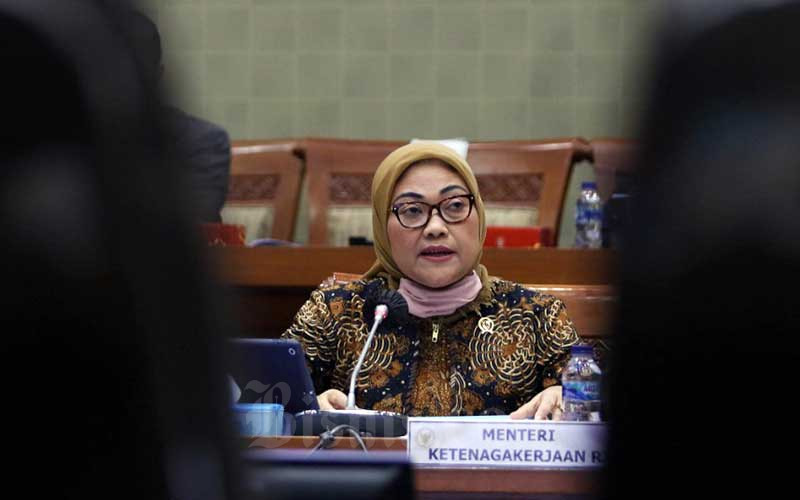  Menaker Ida Fauziyah Raker Dengan DPR Bahas Perlindungan Ketenagakerjaan di Tengah Pandemi Covid-19