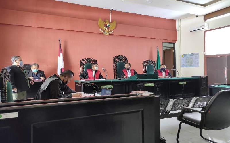  Pelaku Rokok Ilegal Dijatuhi Hukuman Penjara dan Denda