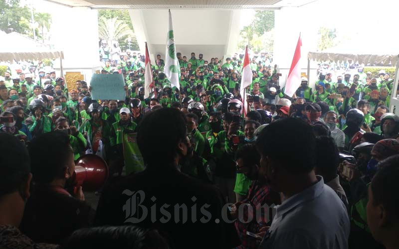  Pengemudi Gojek Batam Berdemo Tuntut Penurunan Tarif 20 Persen