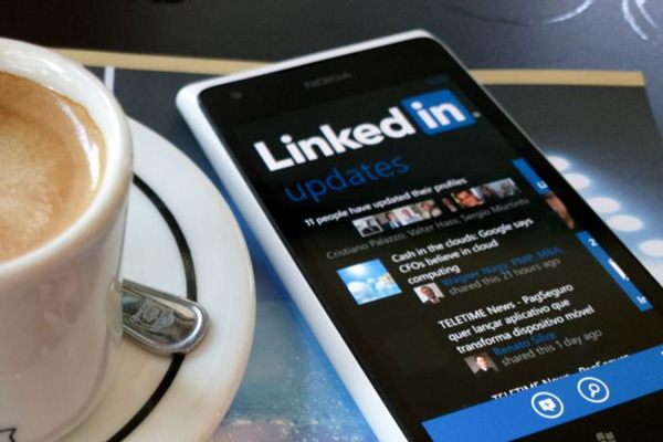  Dituduh Mata-matai Pengguna, LinkedIn Dituntut