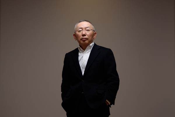  Tadashi Yanai: Ingin Perusahaannya Lampaui H&M and Inditex