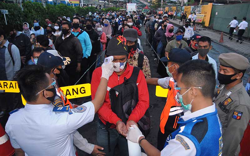  Pemerintah Terjunkan 150 Bus Untuk Angkut Penumpang KRL dari Bogor