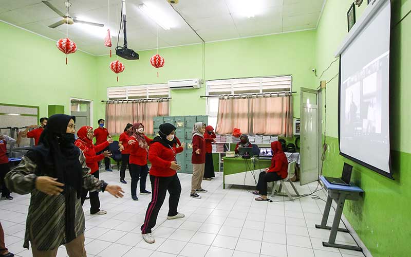  Sekolah di Jakarta Masih Terapkan Pelajaran Jarak Jauh