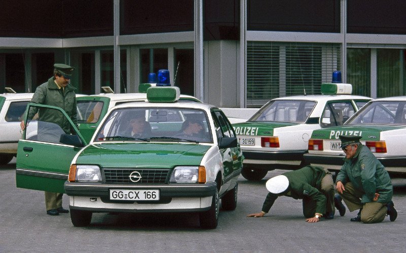  Opel Ascona 1.8i, Mobil Jerman Pertama dengan Catalytic Converter Eropa