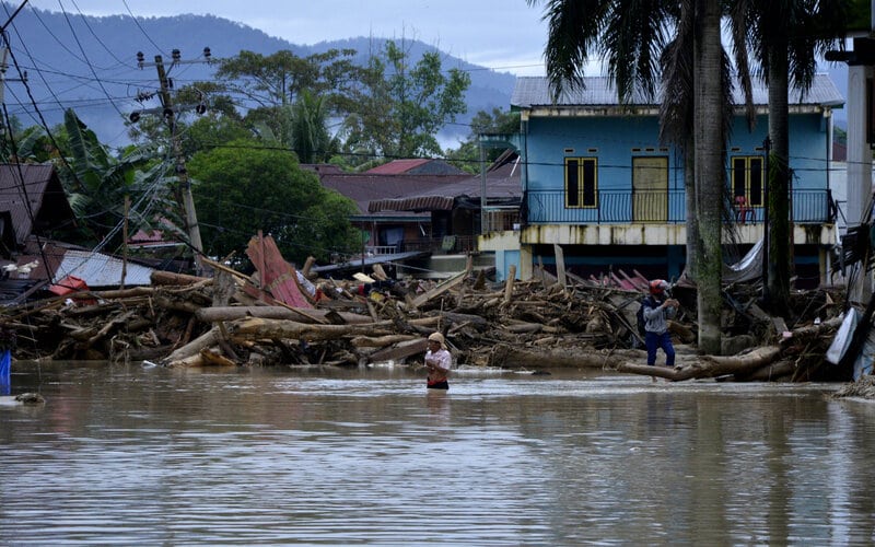  Banjir Luwu Utara, Pusat Bisnis dan Ratusan Rumah Terdampak Lumpur