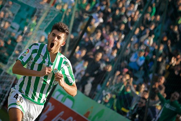  Real Betis Ingin Pemain Madrid Ceballos Pulang Setelah di Arsenal