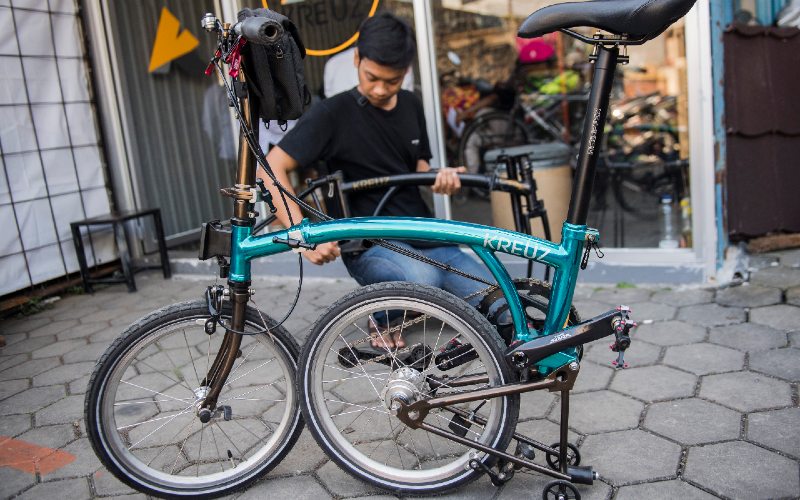  Brompton Buru Sepeda Curian, Terlacak Dijual di Indonesia