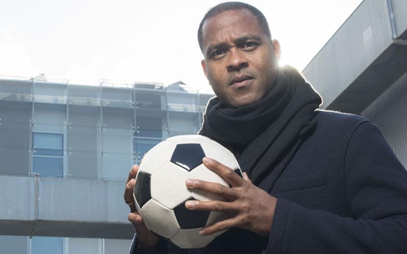  Pemain Barcelona Ingin Patrick Kluivert Ambil Alih Tugas Setien