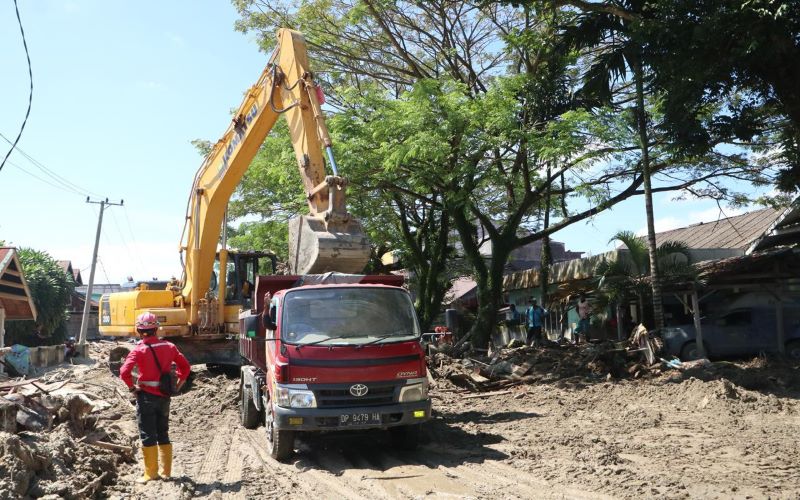  Kejadian Banjir Bandang di Luwu Utara, Pembersihan Material Masih Alami Kendala  