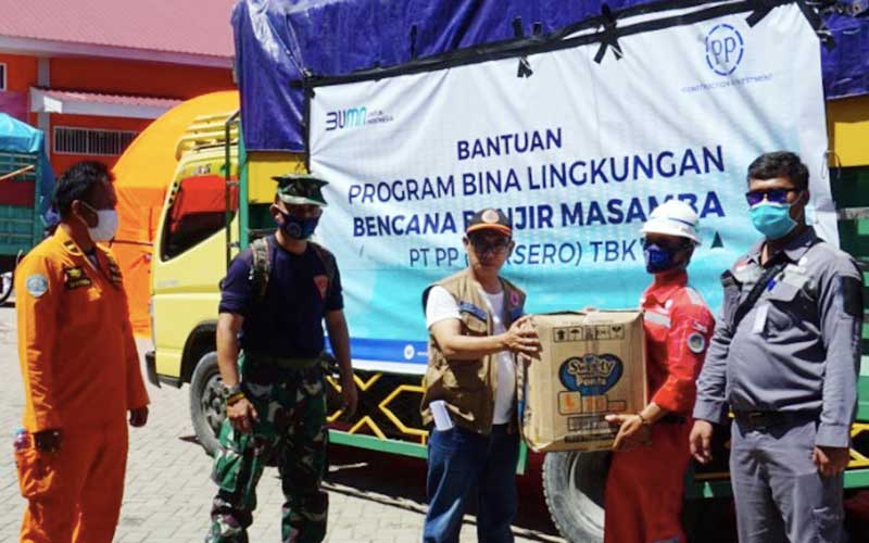  PTPP Berikan Bantuan Kepada Korban Banjir Bandang di Kabupaten Luwu Utara Sulsel