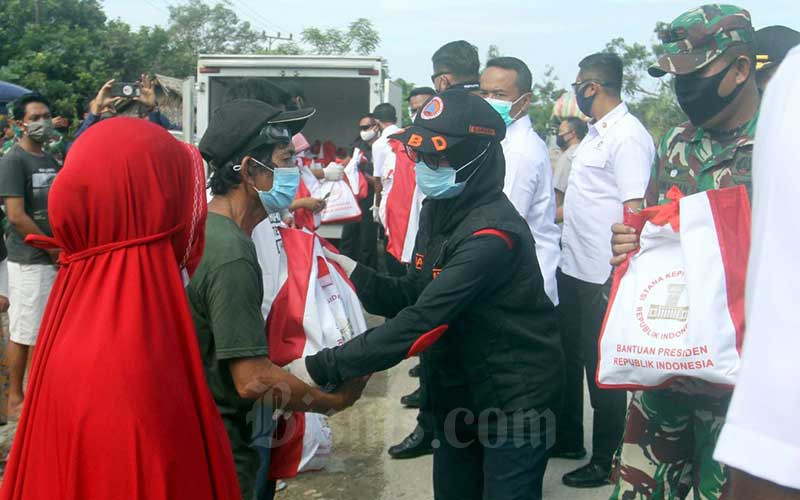  Korban Banjir Bandang di Kabupaten Luwu Utara Sulsel Terima Bantuan Dari Presiden Joko Widodo