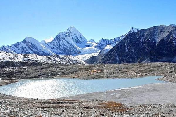 pemandangan Everest di Himalaya/visit-himalaya.com