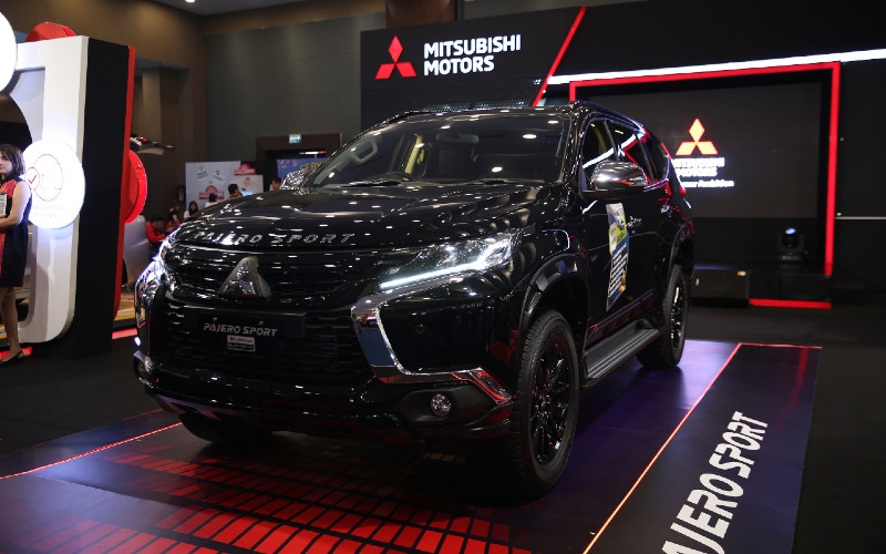  Mitsubishi Hadirkan Lagi Pajero Sport Rockford Fosgate Black