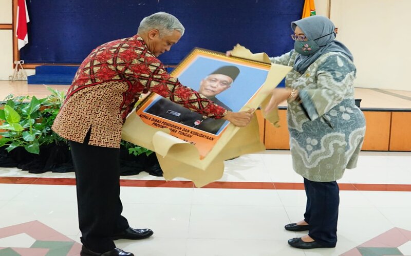  Plt Kadis Pendidikan Dilantik, Ini PR dari Ganjar