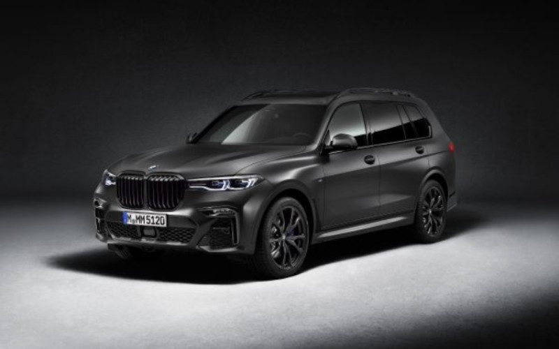  BMW X7 Dark Shadow Edition, SAV Berkharisma Eksklusif