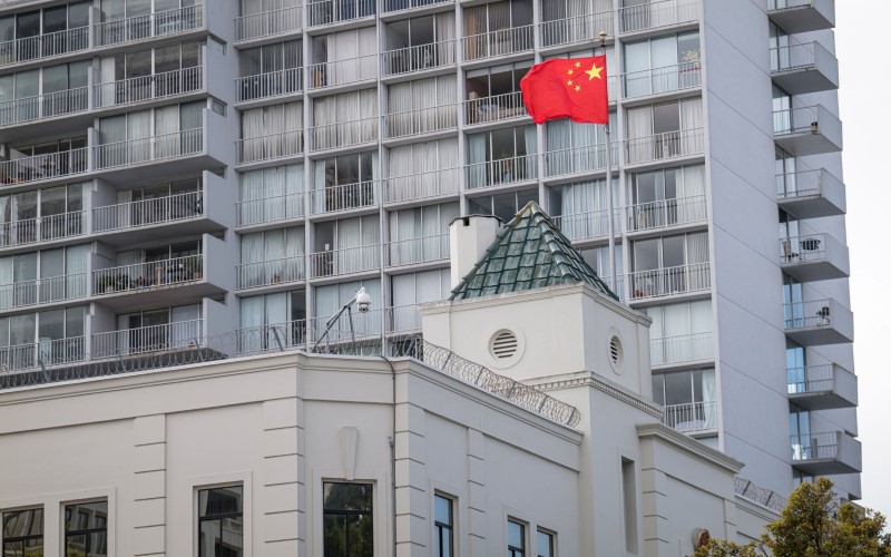  Diduga Sembunyikan Afiliasi dengan Militer, AS Tahan Peneliti China