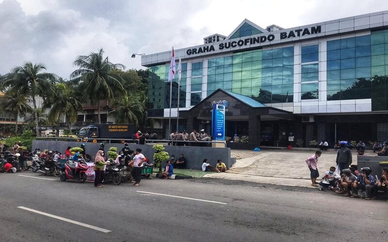  Izin Ratusan Kontainer Besi Scrap di Batam Terbit