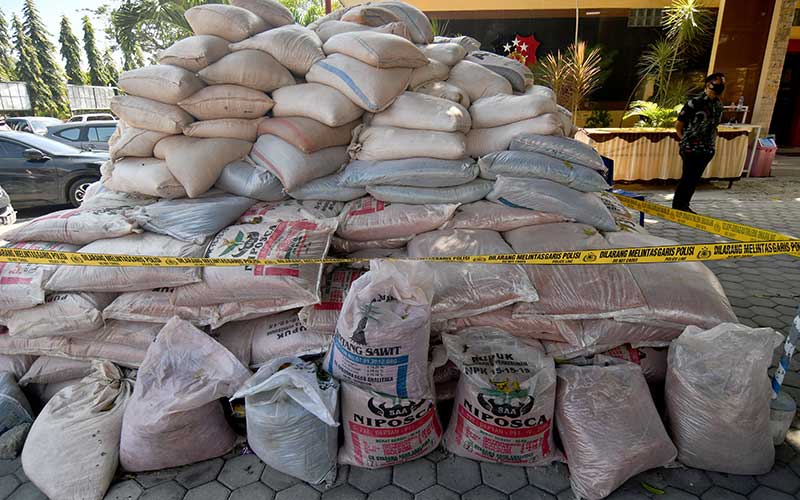  Polda Sulawesi Tengah Ungkap Peredaran Pupuk Palsu Yang Bekemasan Resmi