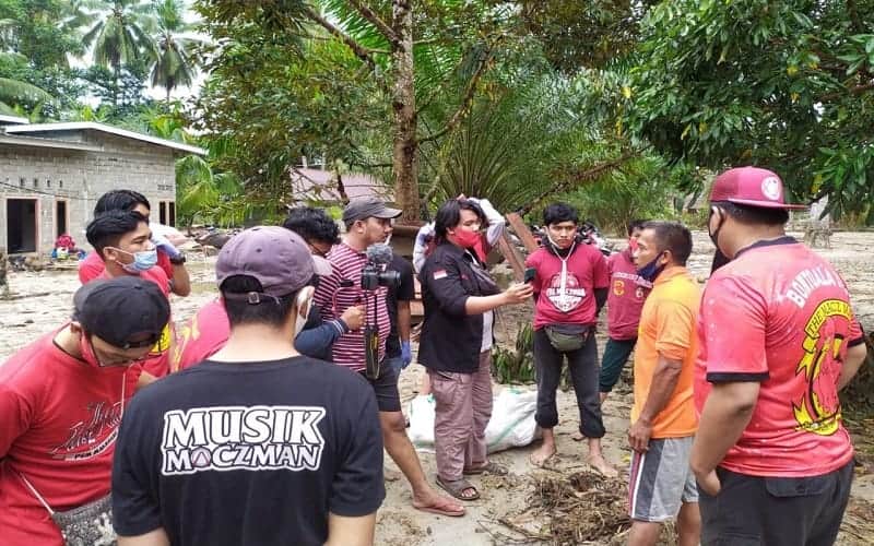  Pendukung PSM Makassar The Macz Man Beri Bantuan Rp100 Juta untuk Korban Banjir Masamba