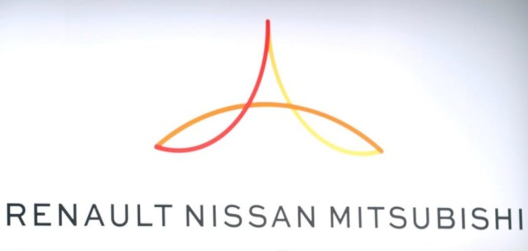  Awan Kelam Mitsubishi-Nissan dan Nasib Pajero 
