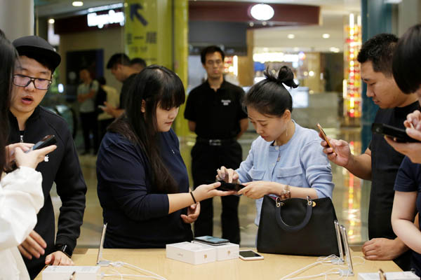  Wow, Penjualan iPhone di China Melonjak Drastis