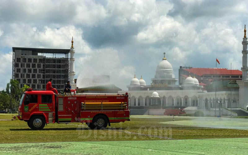  Dataran Engku Putri Disterilisasi untuk Salat Iduladha