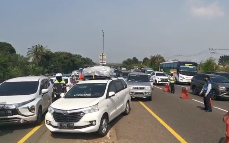  Arus Balik Iduladha, Contraflow Km 65–47 Tol Japek Arah Jakarta