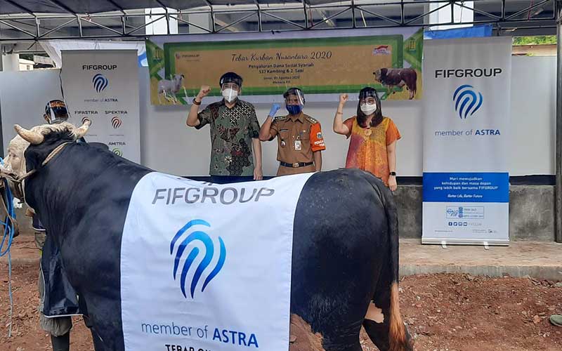  FIF Group Salurkan Dana Sosial Syariah Untuk Sedekah Kurban Senilai RP 1,7 Miliar